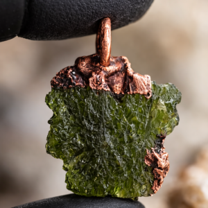 Moldavite - Ακατέργαστος Μολδαβίτης